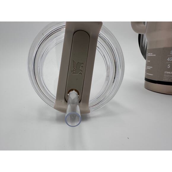 Stanley x e.l.f. H2.0 Flowstate 30oz Gold/BeigeTumbler NEW w/ defects - Picture 8 of 16